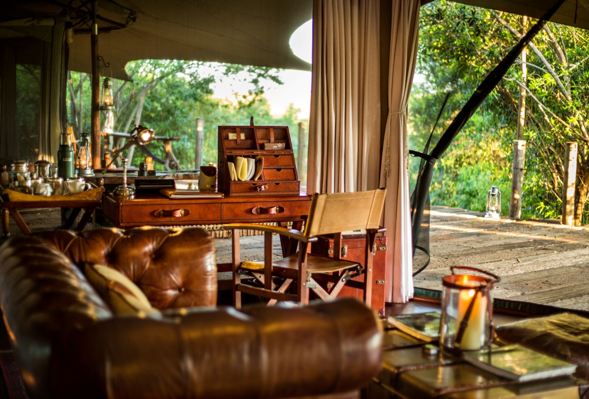 Mara-Plains-Camp Main area with opulent furnishings