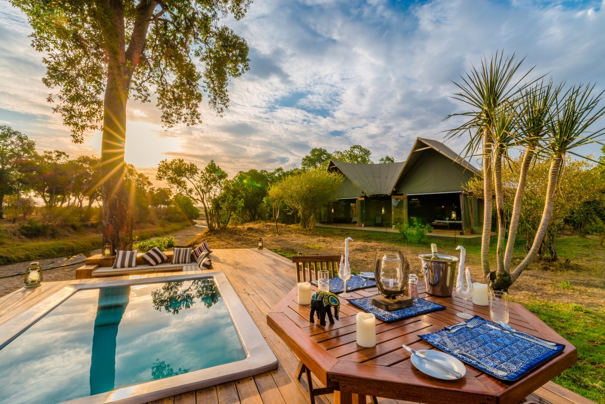 salas-camp-maasai-mara-luxury-tent Forest honeymoon tent with outdoor deck and plunge pool