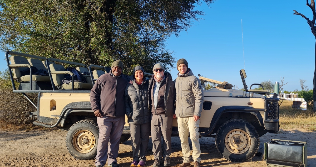 5 Chitwa Chitwa Us, Beth and Daniel Brian and Maggie taking a group photo with Daniel and Beth