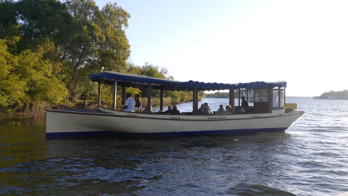 Brian-and-maggie-zambezi-river-sunset-cruise Zambezi sunset river cruise