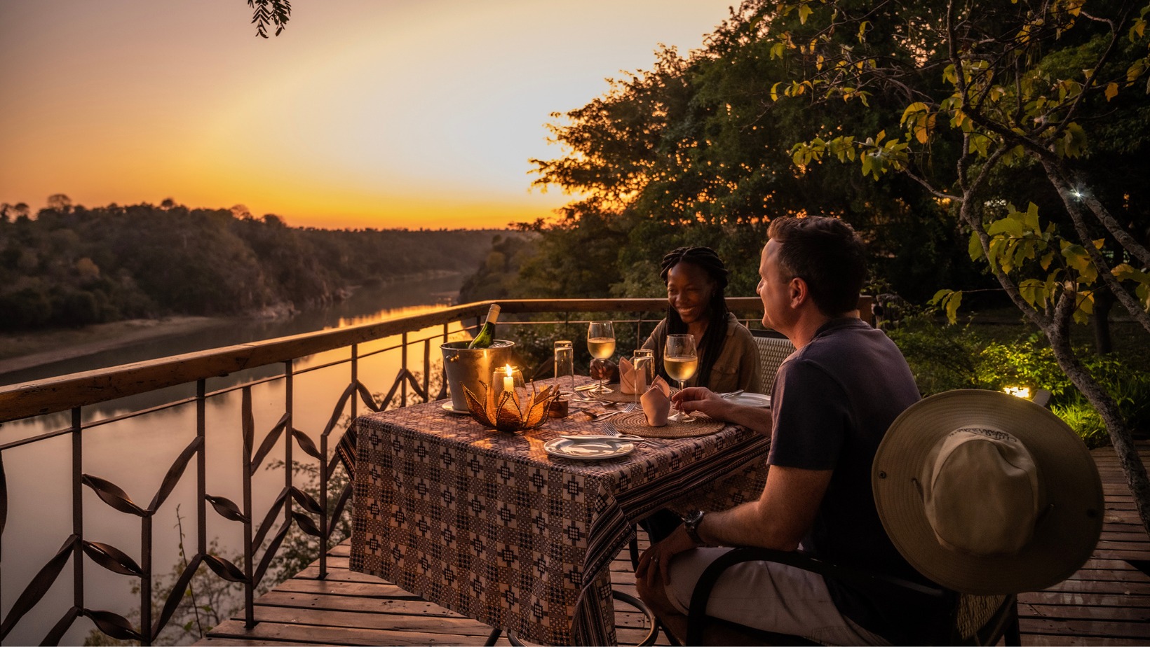 434631684_813810877456344_5898536190166171205_n Sunset at Chilo Gorge Safari Lodge