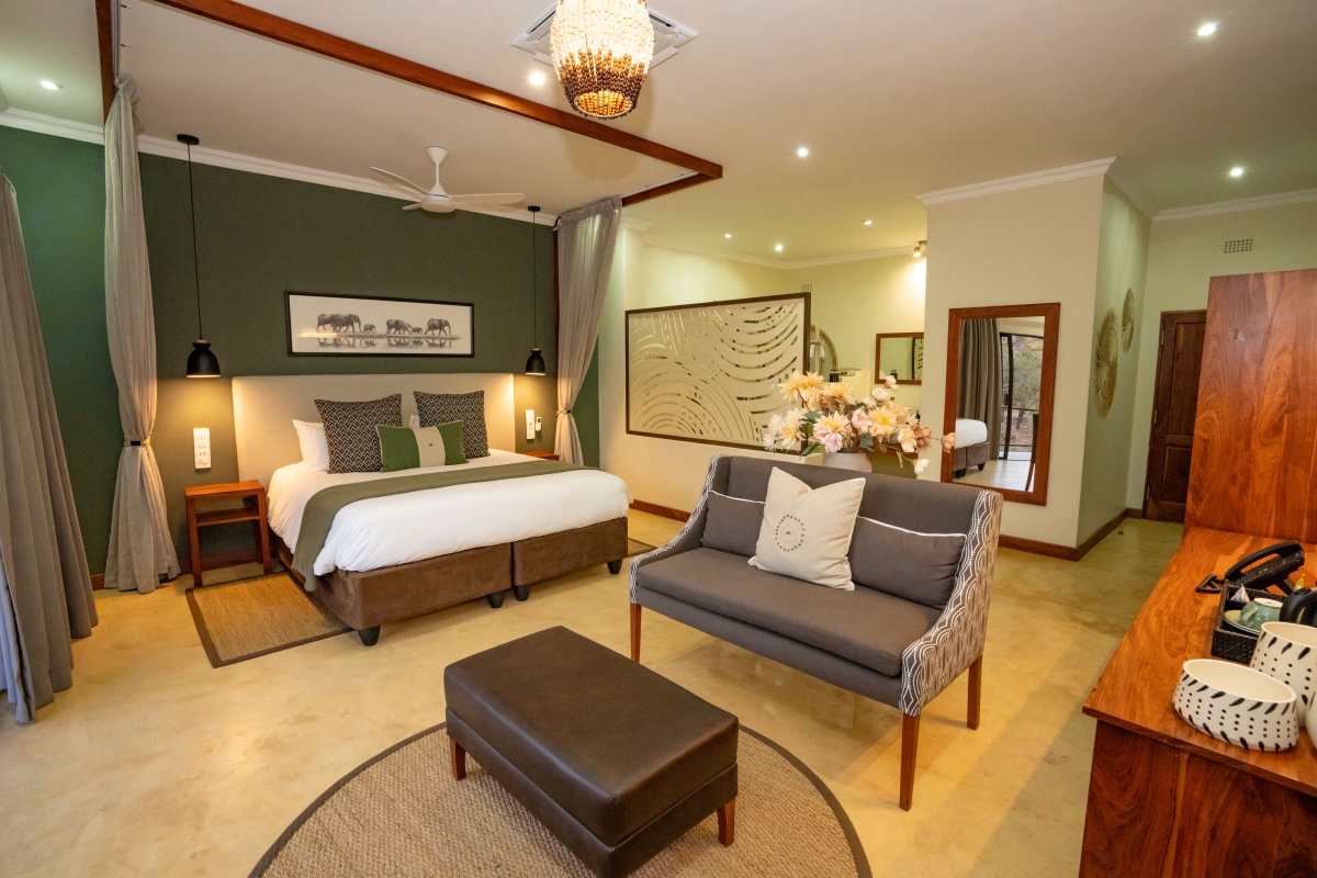 insika_lodge_vic_falls_-_signature_13 Spacious room at Insika Lodge